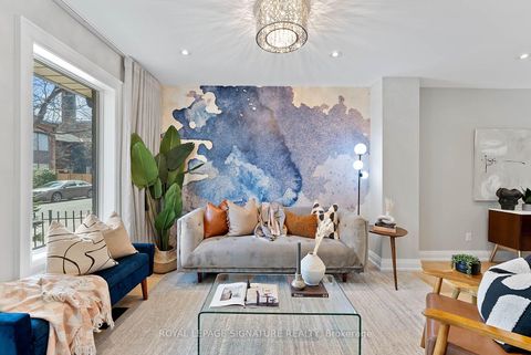 Photo 6 at 100 Sussex Avenue, University, Toronto