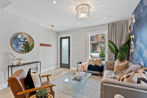 Photo 7 at 100 Sussex Avenue, University, Toronto