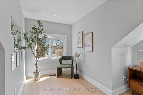 Photo 18 at 100 Sussex Avenue, University, Toronto