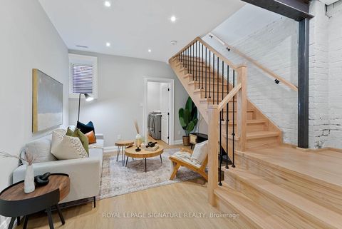 Photo 32 at 100 Sussex Avenue, University, Toronto