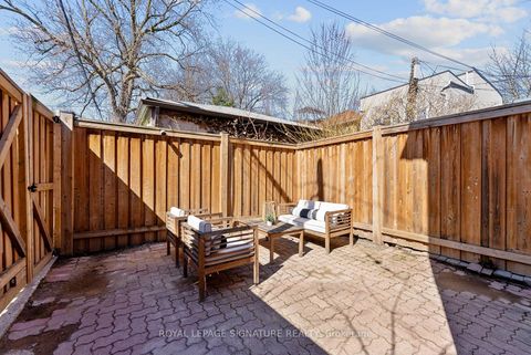 Photo 37 at 100 Sussex Avenue, University, Toronto