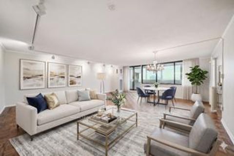 Photo 4 at 2001 - 75 Wynford Heights Crescent, Don Mills, Toronto