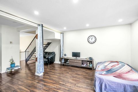 Photo 11 at 15 - 175 Trudelle Street, Eglinton East, Toronto