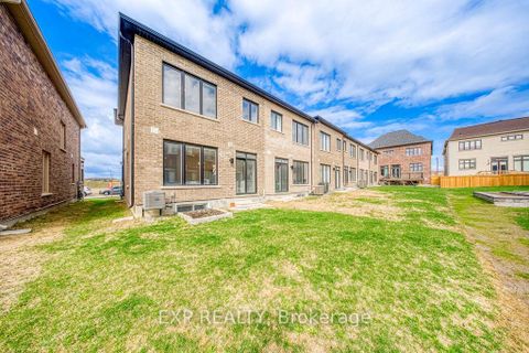 Photo 37 at 69 Freeman Williams Street, Angus Glen, Markham