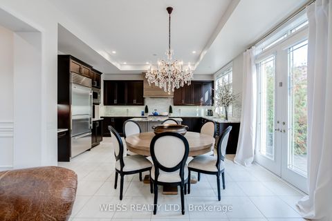 Photo 12 at 43 Chesney Crescent, Kleinburg, Vaughan