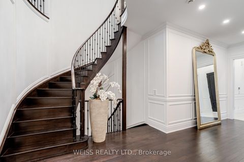 Photo 24 at 43 Chesney Crescent, Kleinburg, Vaughan