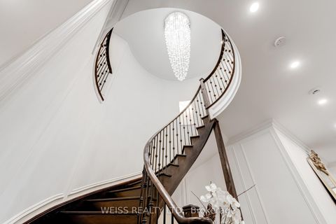 Photo 25 at 43 Chesney Crescent, Kleinburg, Vaughan