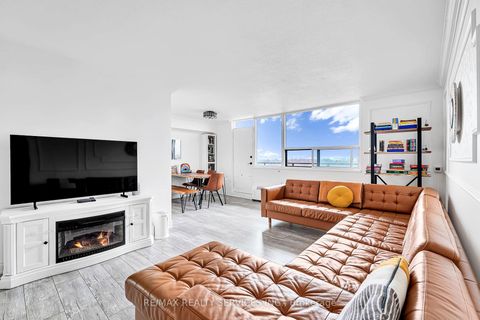 Photo 10 at 1701 - 180 Markham Road, Scarborough Village, Toronto