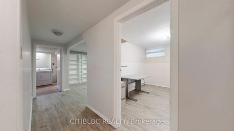 Photo 21 at 11 Castle Hill Drive, L'Amoreaux, Toronto