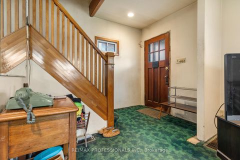 Photo 2 at 16 Cliff Street, Smythe, Toronto