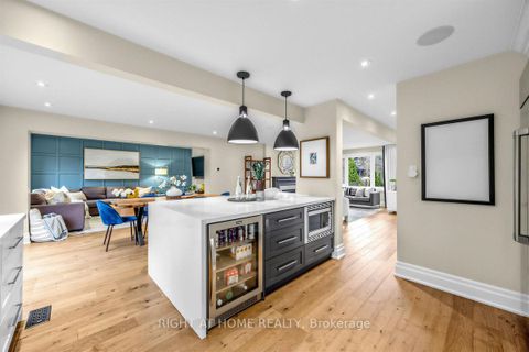 Photo 7 at 21 Austin Terrace, Casa Loma, Toronto