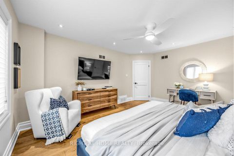 Photo 17 at 21 Austin Terrace, Casa Loma, Toronto