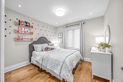 Photo 26 at 21 Austin Terrace, Casa Loma, Toronto