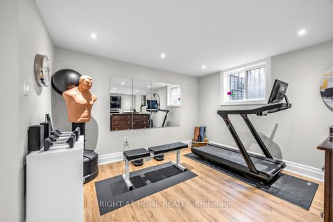 Photo 29 at 21 Austin Terrace, Casa Loma, Toronto