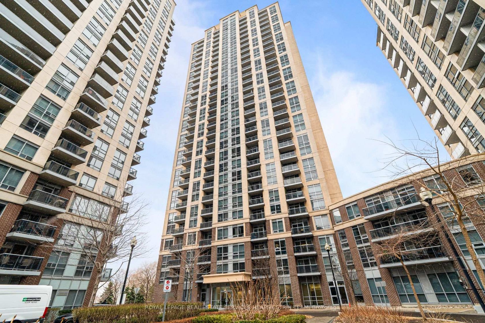 606 - 3 Michael Power Place, City Centre West, Toronto 