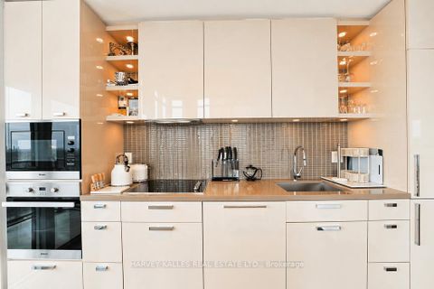 Photo 20 at 2603 - 32 Davenport Road, Annex, Toronto
