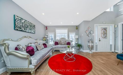 Photo 7 at 68 Benson Drive, Northwest, Barrie