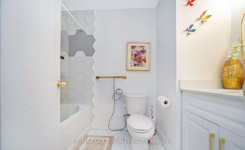 Photo 17 at 68 Benson Drive, Northwest, Barrie