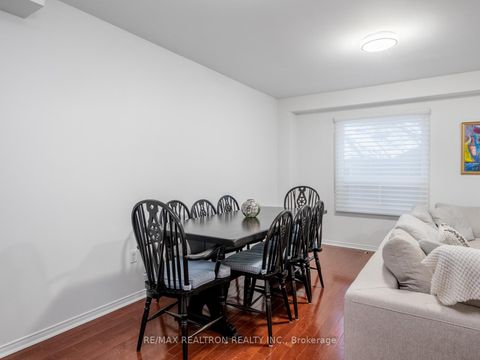 Photo 9 at 39 - 114 Leah Crescent, Beverley Glen, Vaughan