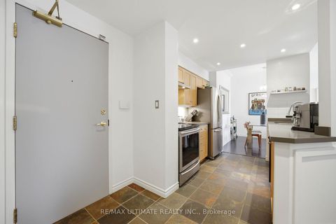 Photo 11 at 405 - 1750 Bayview Avenue, Mount Pleasant East, Toronto