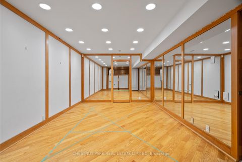 Photo 31 at 46 Lowther Avenue, Annex, Toronto