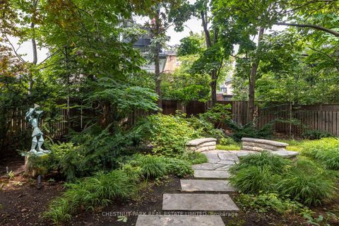 Photo 35 at 46 Lowther Avenue, Annex, Toronto