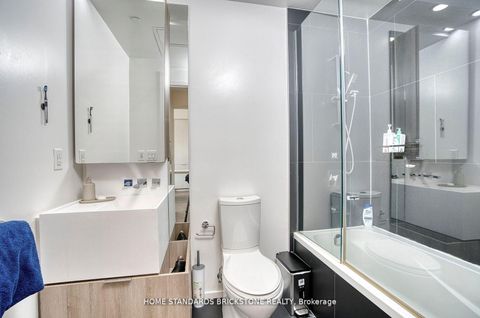 Photo 15 at 1306 - 1 Bloor Street E, Yonge Corridor, Toronto
