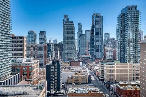 Photo 20 at 1306 - 1 Bloor Street E, Yonge Corridor, Toronto