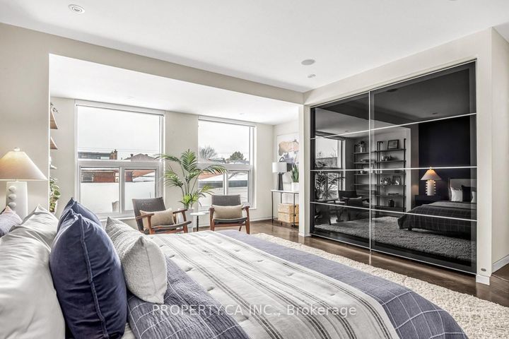 Photo 19 at 270 Euclid Avenue, Bellwoods, Toronto