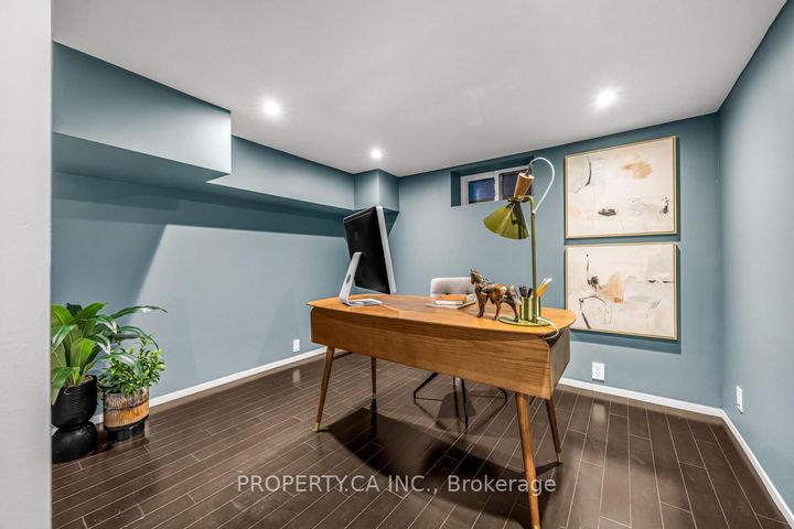 Photo 33 at 270 Euclid Avenue, Bellwoods, Toronto