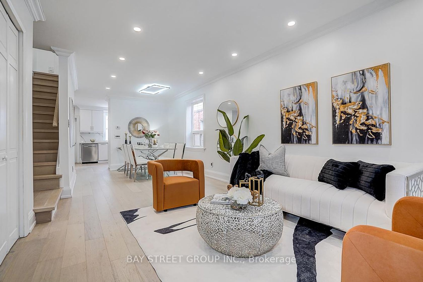 85 Donlands Avenue, Danforth, Toronto photo number 2