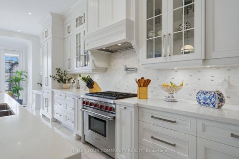 Photo 10 at 116 Frontenac Avenue, Nortown, Toronto