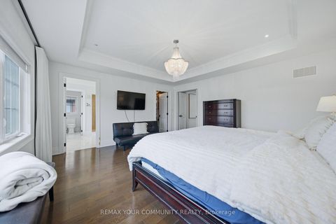 Photo 23 at 116 Frontenac Avenue, Nortown, Toronto