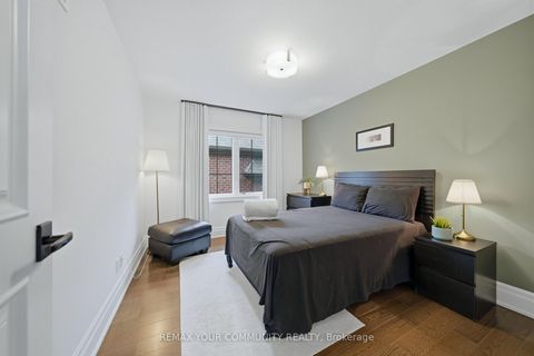 Photo 27 at 116 Frontenac Avenue, Nortown, Toronto