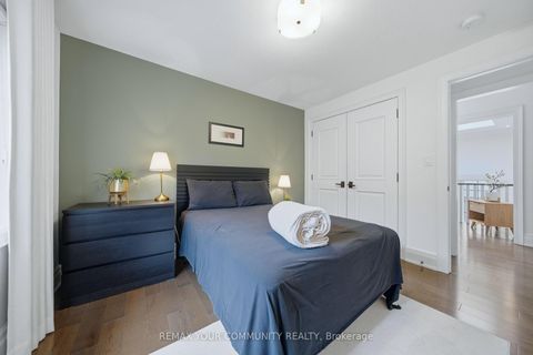Photo 28 at 116 Frontenac Avenue, Nortown, Toronto