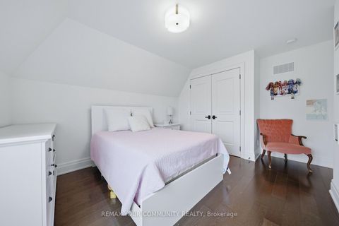 Photo 30 at 116 Frontenac Avenue, Nortown, Toronto