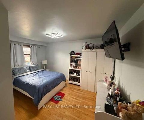 Photo 8 at 49 Blaydon Avenue, CFB, Toronto