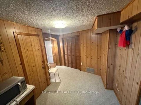 Photo 12 at 49 Blaydon Avenue, CFB, Toronto