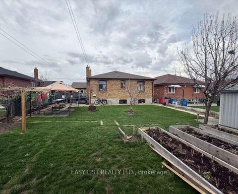 Photo 19 at 49 Blaydon Avenue, CFB, Toronto