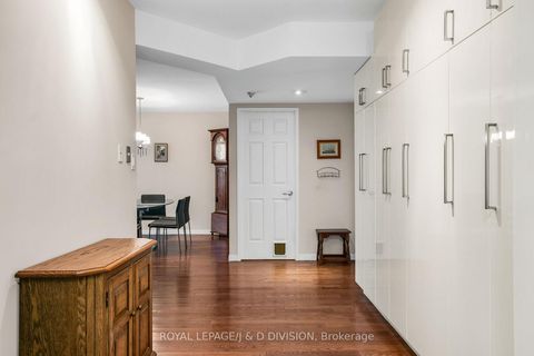 Photo 13 at 1001 - 5444 Yonge Street, Willowdale West, Toronto