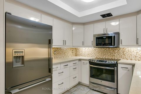 Photo 18 at 1001 - 5444 Yonge Street, Willowdale West, Toronto