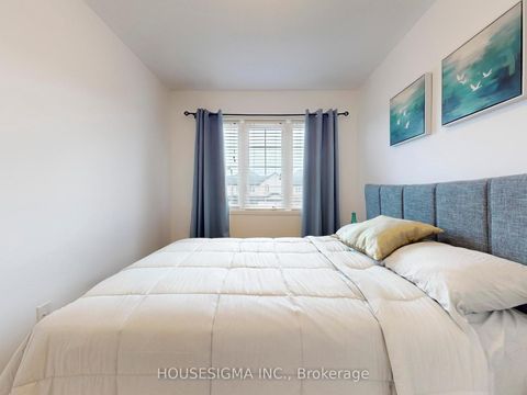 Photo 17 at 226 Canada Drive, Vellore Village, Vaughan