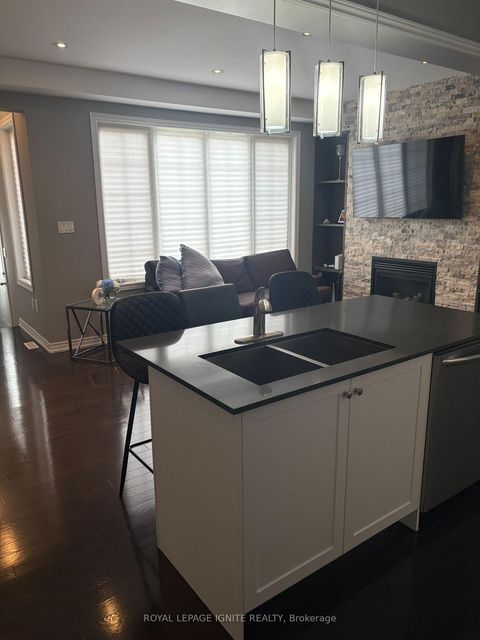 Photo 8 at 209 Barons Street, Kleinburg, Vaughan