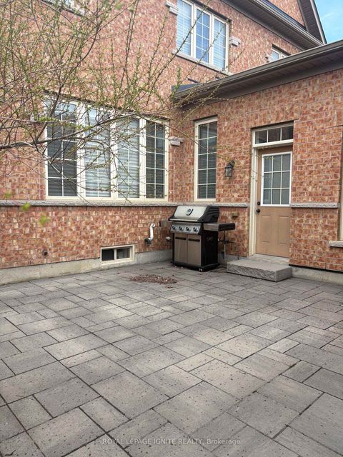 Photo 17 at 209 Barons Street, Kleinburg, Vaughan