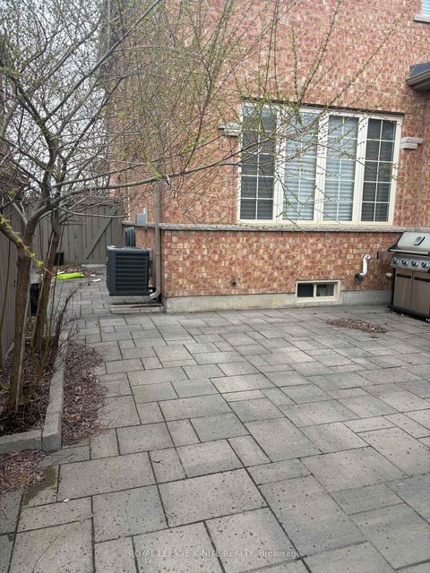 Photo 18 at 209 Barons Street, Kleinburg, Vaughan