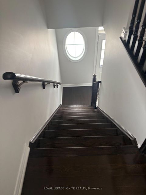 Photo 19 at 209 Barons Street, Kleinburg, Vaughan