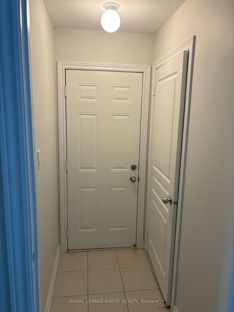 Photo 20 at 209 Barons Street, Kleinburg, Vaughan