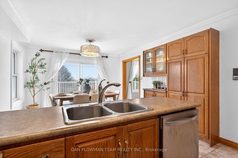 Photo 12 at 357 Powell Road, Blue Grass Meadows, Whitby