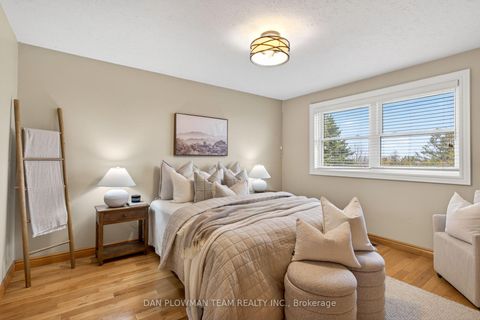 Photo 26 at 357 Powell Road, Blue Grass Meadows, Whitby