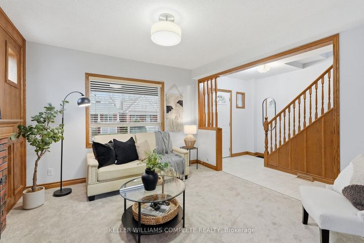 Photo 11 at 507 Queensdale Avenue E, Inch Park, Hamilton